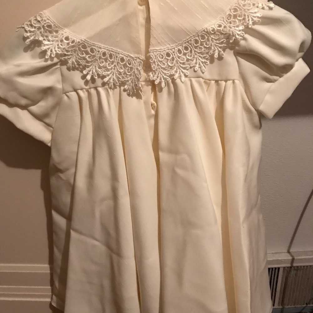 Little girl dress size 2T